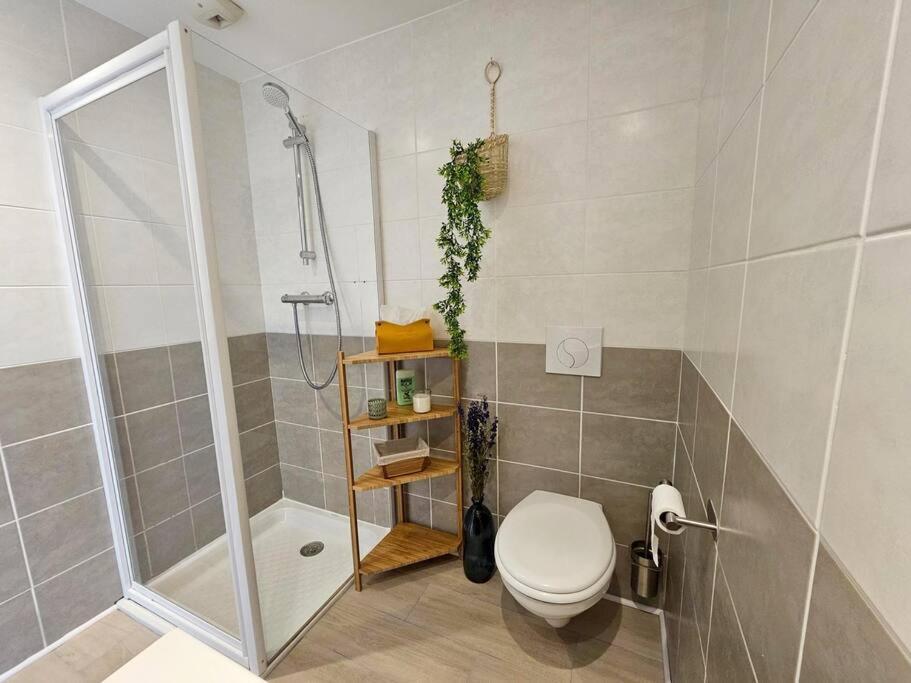 Apartment 104 Douce Provence Au Calme Face A La Piscine Eguilles